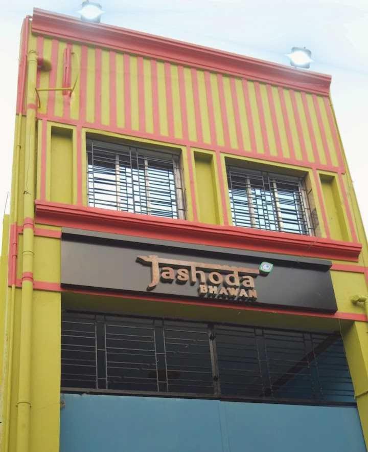 Pop Jashoda Bhawan Near Girish Mancha Hotel Ghusuri Exterior photo